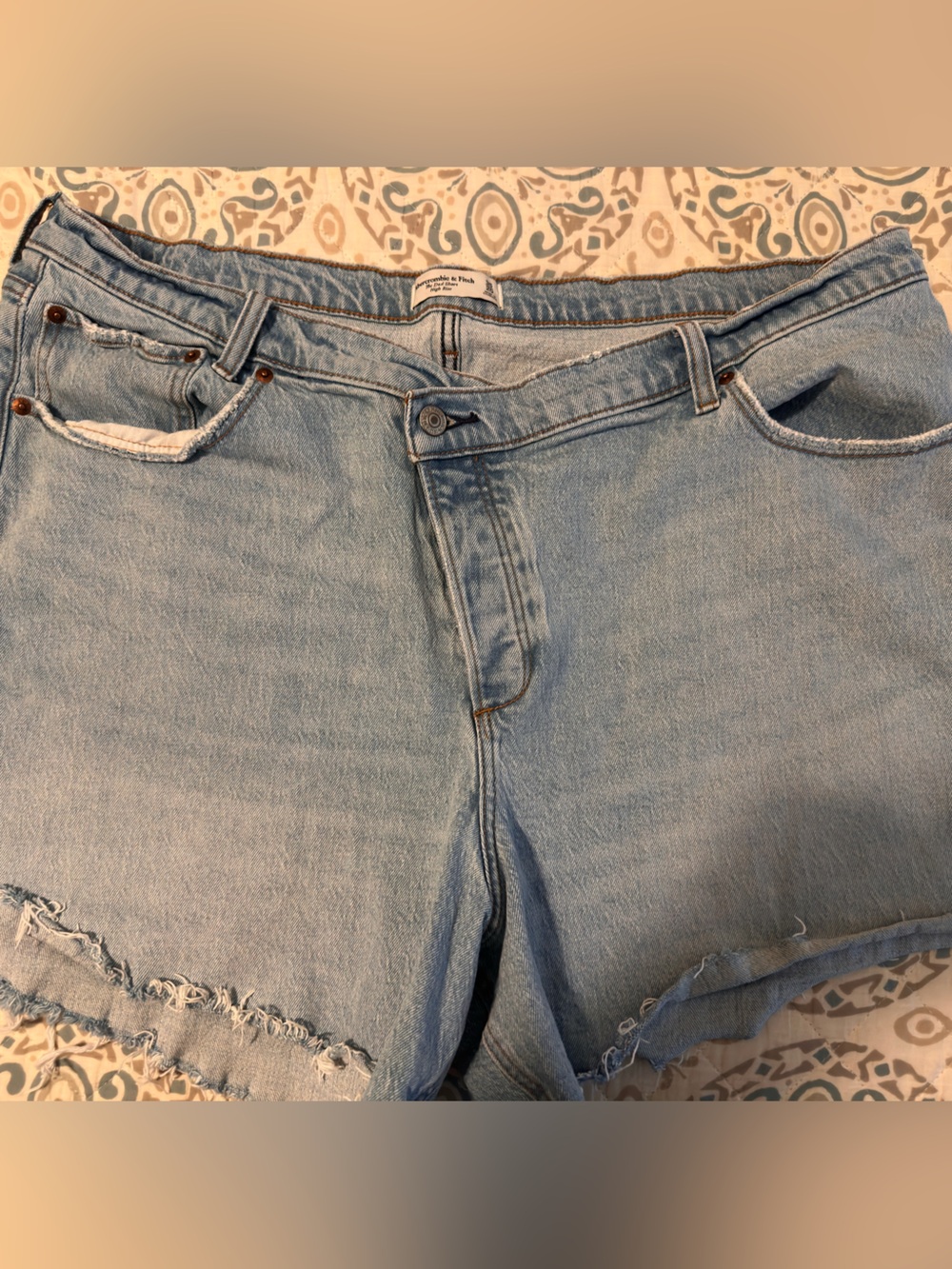 Abercrombie & Fitch high rise The Dad Short 35/20